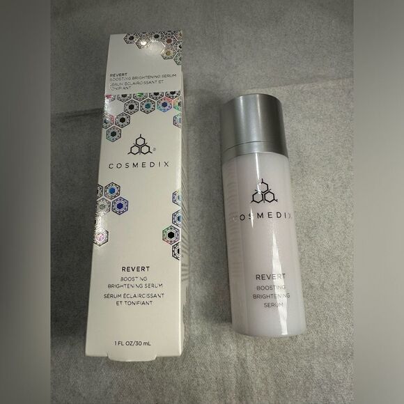 COSMEDIX Revert Boosting Brightening Serum 30ml - Picture 2 of 4